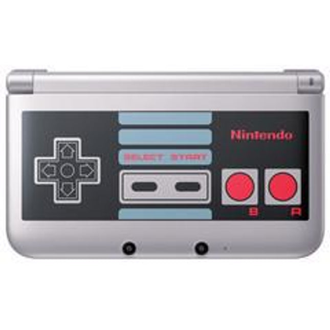 Nintendo 3DS XL Retro NES Edition - Nintendo 3DS