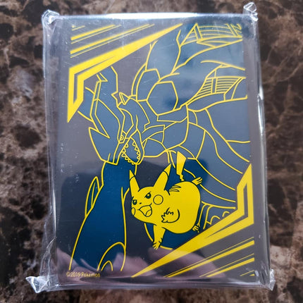 Pikachu & Zekrom Tag Team - Team Up Elite Trainer Box - Pokemon Sleeves - English - 60 Sleeves