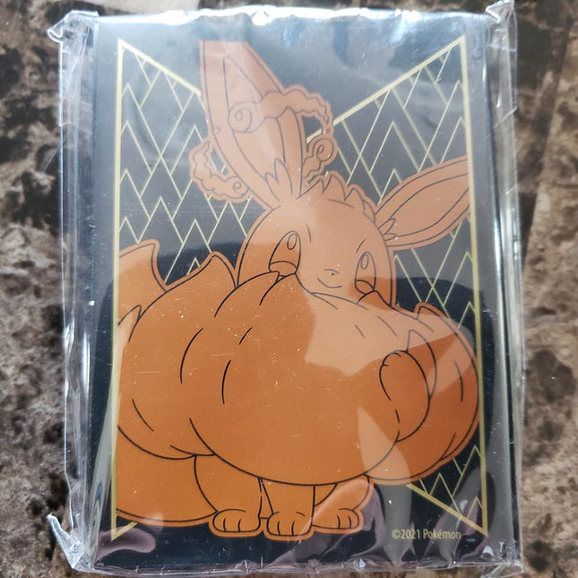 Eevee Vmax - Shining Fates Elite Trainer Box - Pokemon Sleeves - English - 60 Sleeves